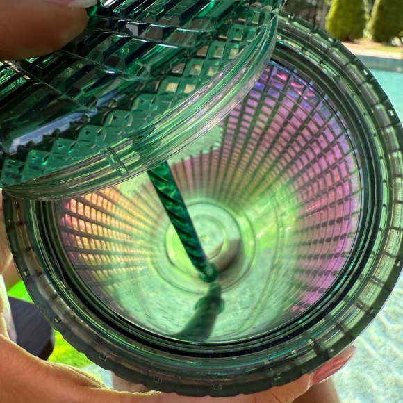 Starbucks Green Water Bottle with Geometric Design - Picture 4 of 4